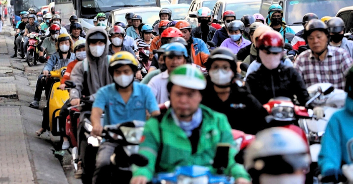 Hà Nội cấm xe máy xăng từ 2026: Người dân lo mất kế sinh nhai