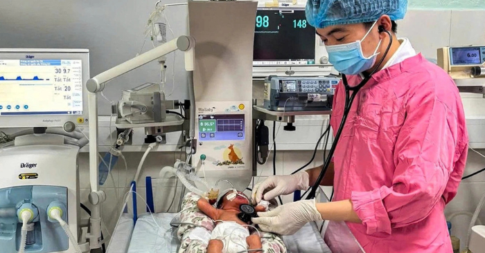 Cứu sống trẻ sinh non 26 tuần