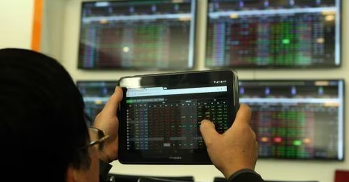 VN-Index lập đỉnh