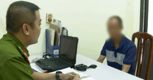 Khởi tố người đàn ông Hưng Yên hành hạ hai con đẻ