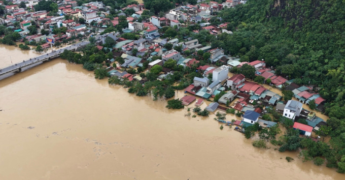Thủy điện xả lũ gây áp lực lớn cho hạ du