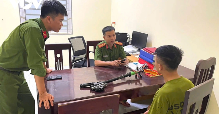 Hỗn chiến thanh thiếu niên náo loạn làng quê Nghệ An