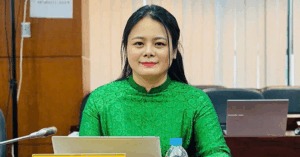 Thách thức từ giá nhà tăng cao và mức sinh thấp