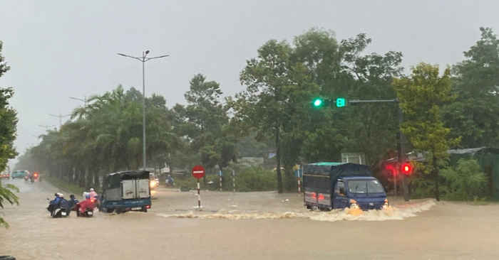 Người dân Huế được khách sạn miễn phí chỗ ở mùa bão