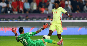 Tây Ban Nha soán ngôi đầu bảng xếp hạng FIFA