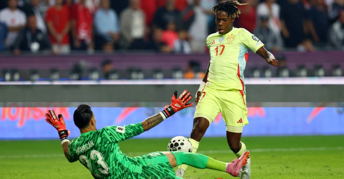 Tây Ban Nha soán ngôi đầu bảng xếp hạng FIFA