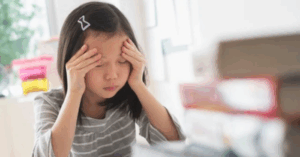 Áp lực học đường ở Hàn Quốc: Hơn 38.000 trẻ tiểu học phải dùng thuốc trầm cảm