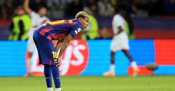PSG vượt qua Barca 2-1 tại Camp Nou