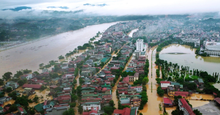 Bão Bualoi gây lũ lụt nghiêm trọng và nhiều điểm sạt lở