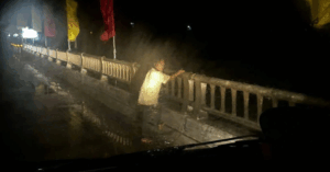 Người phụ nữ ở Quảng Trị được cứu khỏi ý định nhảy cầu