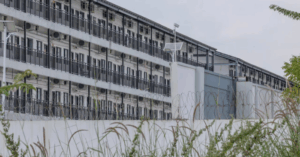 Thành viên băng đảng ở Campuchia chế giễu nạn nhân Hàn Quốc