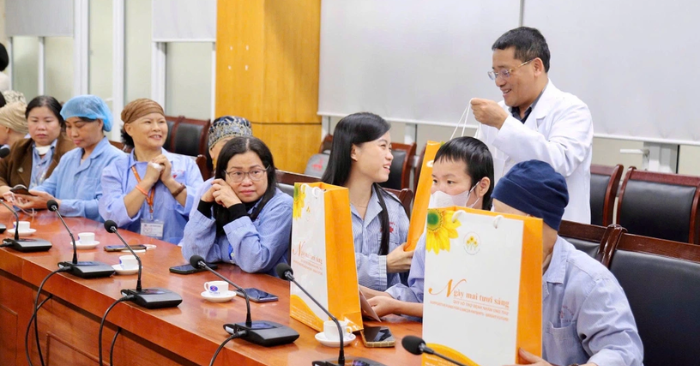 tri ân thầy cô Bệnh viện K