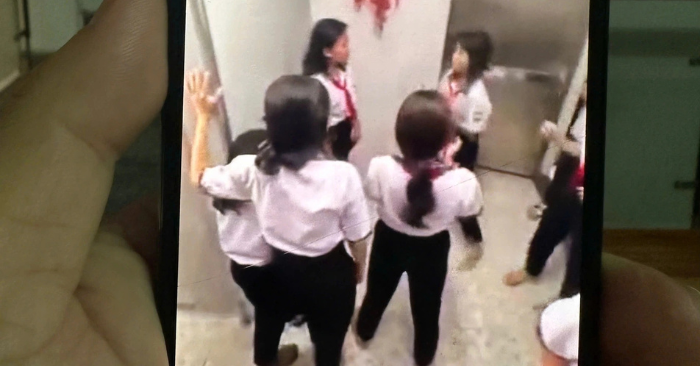 Bạo lực học đường: Nữ sinh lớp 8 gãy 3 xương sườn
