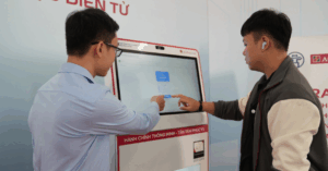 Ki-ốt thông minh rút ngắn chứng thực còn 5 phút