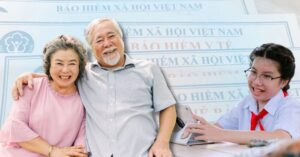 Hà Nội hỗ trợ 100% BHYT cho người cao tuổi từ 2026