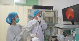 Răng giả trong phổi: Mất 2 chiếc răng bí ẩn, hơn 20 năm sau bác sĩ phát hiện sự thật khó tin