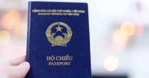 Hộ chiếu Việt Nam tăng hai bậc, xếp hạng 90 toàn cầu