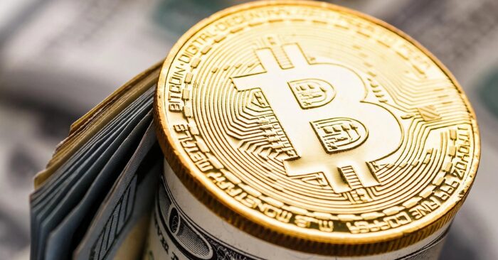 Bitcoin tách nhịp Nasdaq, điều gì thúc đẩy?