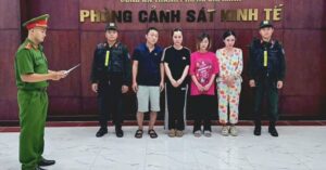 Nước hoa giả: 4 đối tượng tại TP.HCM bị bắt vì bán hàng quy mô lớn