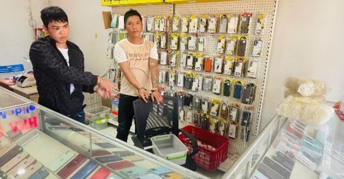 Trộm điện thoại tại Đồng Nai: Hai người có tiền án bị khởi tố vì đột nhập