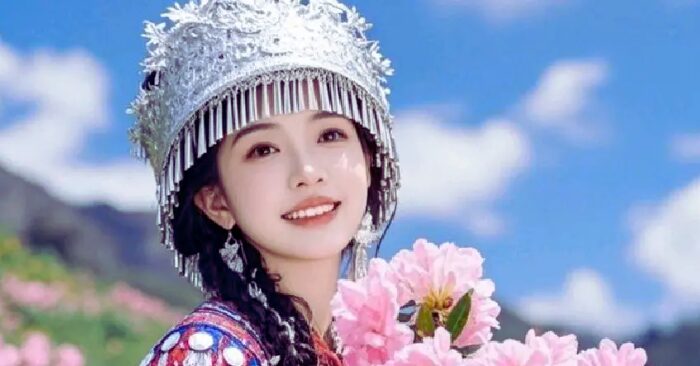 Câu nói “phụ nữ ba cái cười, phúc khí khó giữ” phản ánh quan niệm xưa về nụ cười, nhân cách, lễ nghi và cách con người tích tụ hay làm hao phúc phận.