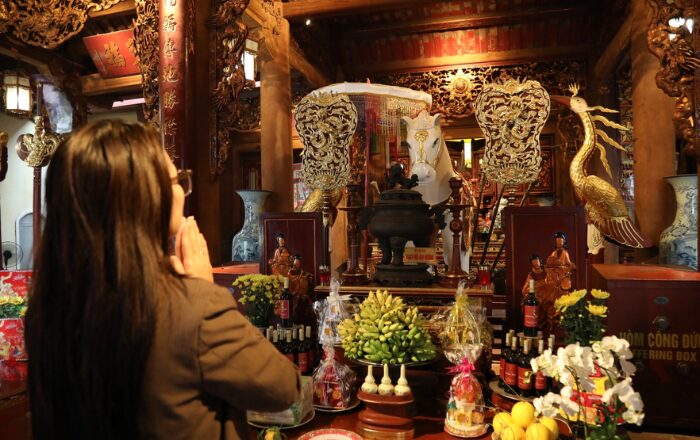 Đền Bạch Mã và bí ẩn linh vật nghìn năm tại phố cổ