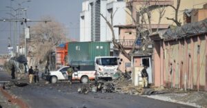 Phe ly khai Pakistan tấn công giữa ban ngày, ít nhất 190 người thiệt mạng