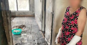 Mẹ chồng tẩm xăng đốt căn hộ sau mâu thuẫn gia đình, hai cháu nội bị bỏng