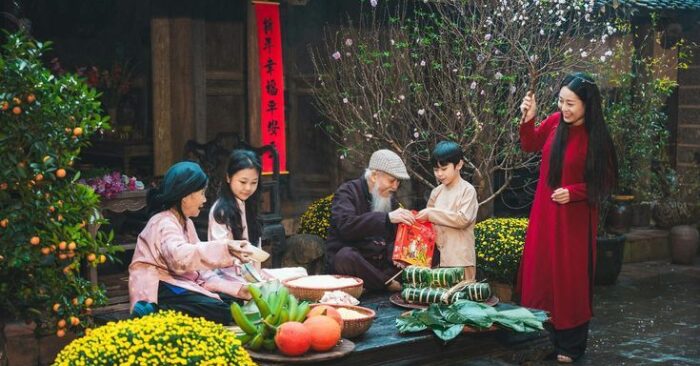 Tết ngày càng tốn kém: Khi áp lực chi tiêu làm phai nhạt ý nghĩa sum họp