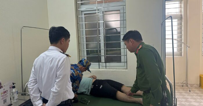 Nhảy cầu Bính: Lực lượng chức năng phối hợp cứu sống nam thanh niên