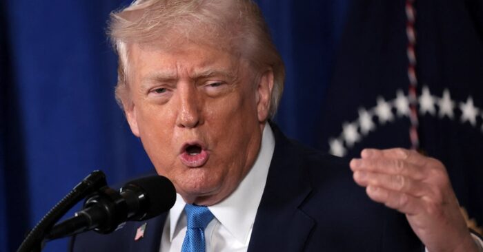Eo biển Hormuz: Trump ra lệnh khẩn bảo vệ tàu vận tải
