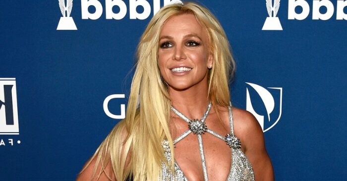 Britney Spears bị bắt vì lái xe lạng lách và vi phạm nồng độ cồn
