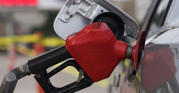 Dầu diesel tăng giá kỷ lục do chiến sự Iran phong tỏa eo biển Hormuz
