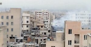 Khủng hoảng Iran: Tehran đe dọa tấn công hệ thống ngân hàng Mỹ và Israel