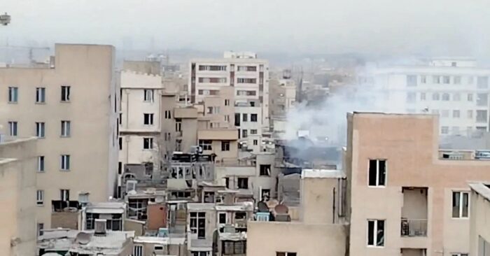 Khủng hoảng Iran: Tehran đe dọa tấn công hệ thống ngân hàng Mỹ và Israel