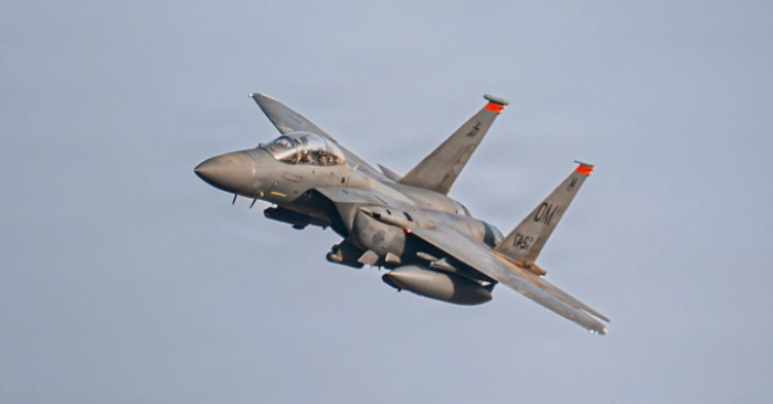 Tiêm kích f-15e mỹ bị phòng không kuwait bắn rơi do sai sót hiệp đồng