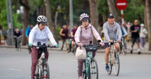 Không khí lạnh: Miền Bắc đón mưa dông và nguy cơ lốc xoáy, mưa đá