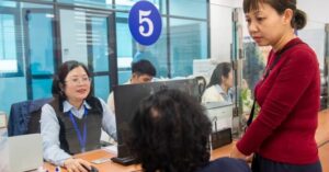 Tinh gọn bộ máy: Việt Nam chuyển từ sáp nhập sang kiện toàn nhân sự