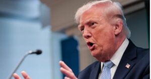 Xung đột Mỹ - Iran: Tổng thống Trump tạm hoãn tấn công và hy vọng hòa bình
