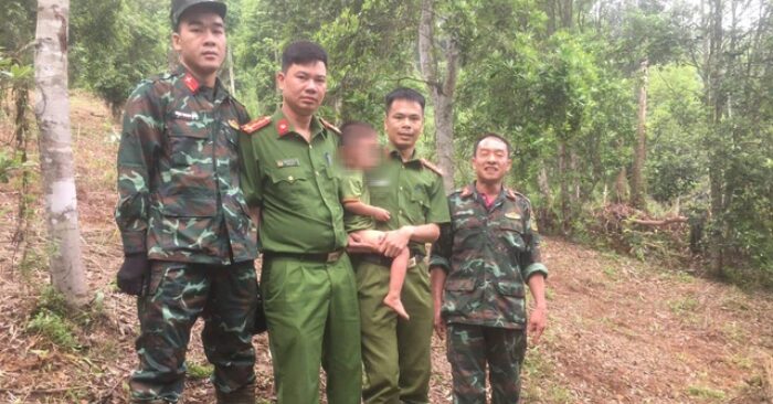 Tìm thấy trẻ lạc: Bé gái ba tuổi bình an sau mười tám giờ mất tích trong rừng
