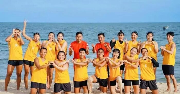 Bóng ném bãi biển nữ Việt Nam vào chung kết ABG6 sau chuỗi thắng
