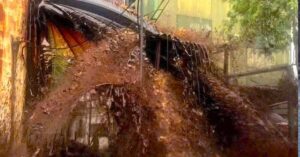 Mật mía tràn khỏi bể chứa