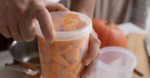 Ngộ độc thực phẩm và những dấu hiệu nguy hiểm không bắt đầu từ bụng