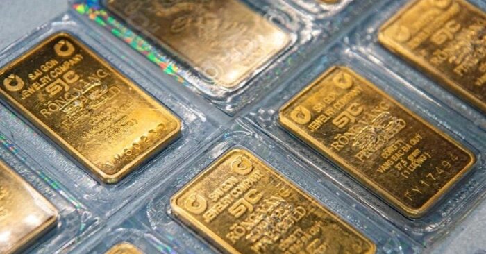 Vàng miếng SJC lao dốc 34 triệu đồng sau đỉnh lịch sử cuối tháng Một