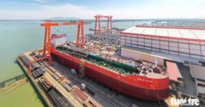 Việt hạ thủy tàu chở dầu 21.800 tấn