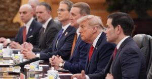 Donald Trump: Trung quốc cam kết không viện trợ quân sự cho Iran