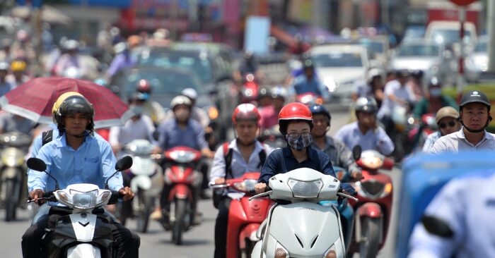 Nắng nóng diện rộng và bão Biển Đông