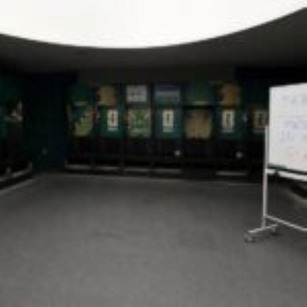 Uzbekistan gây ấn tượng tại World Cup 2026 khi dọn sạch phòng thay đồ và gửi lời cảm ơn Mexico sau trận gặp Colombia.