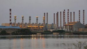 Iran tìm lối thoát kinh tế sau 4 tháng chiến sự khốc liệt khi các tuyến thương mại thay thế trở thành "phao cứu sinh" quan trọng.