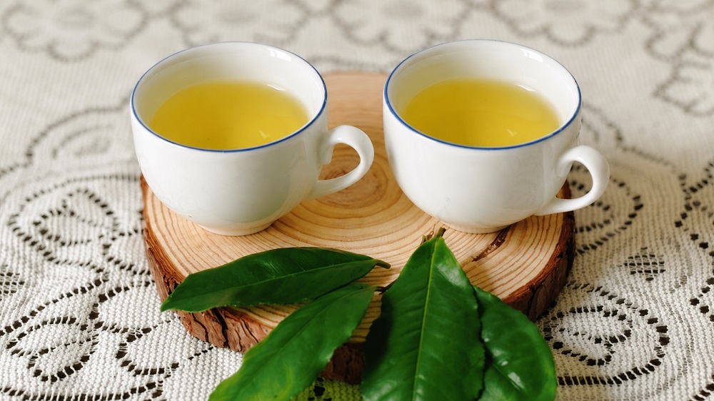 Uống trà xanh mỗi ngày có thể hỗ trợ sức khỏe thận nhờ chất chống oxy hóa. Tìm hiểu lợi ích và lưu ý khi sử dụng đúng cách.